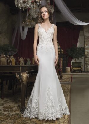 Cosmobella 7943 trouwjurk