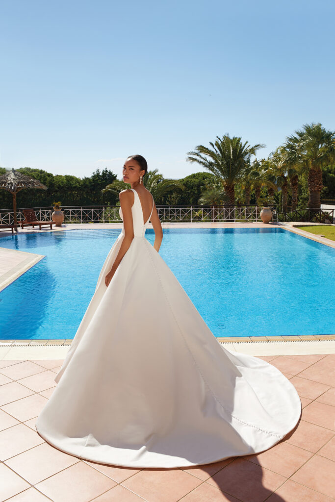 Demetrios 200148M Trouwjurk