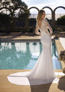 White One Emotion Trouwjurk