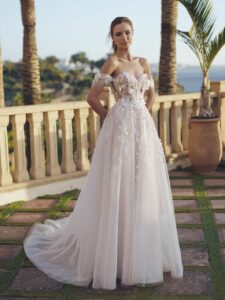 Blue by Enzoani Suri Trouwjurk