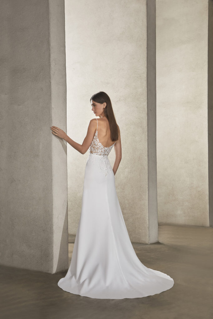 OreaSposa by Demetrios L1125 Trouwjurk