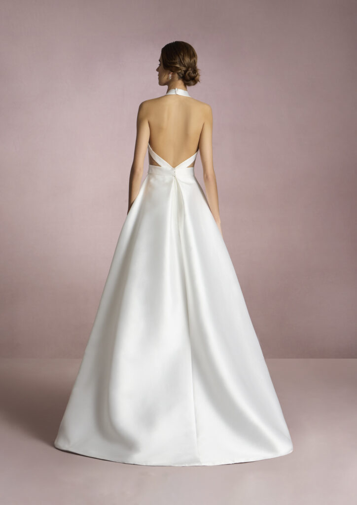 White One Nagoya Trouwjurk