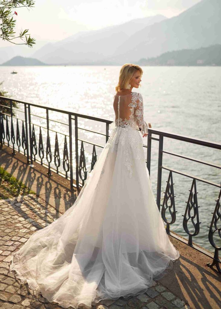 Libelle by Modeca Maple Trouwjurk