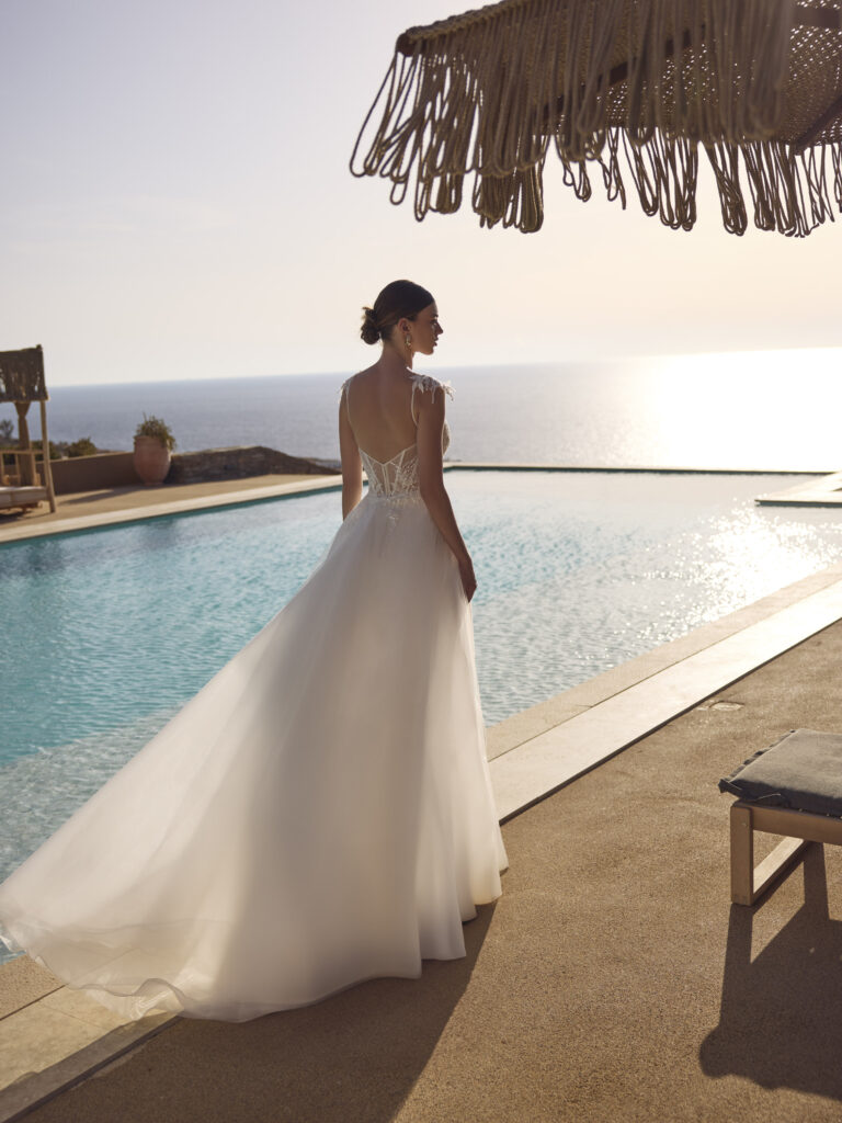 Le Papillon by Modeca Hedda Trouwjurk