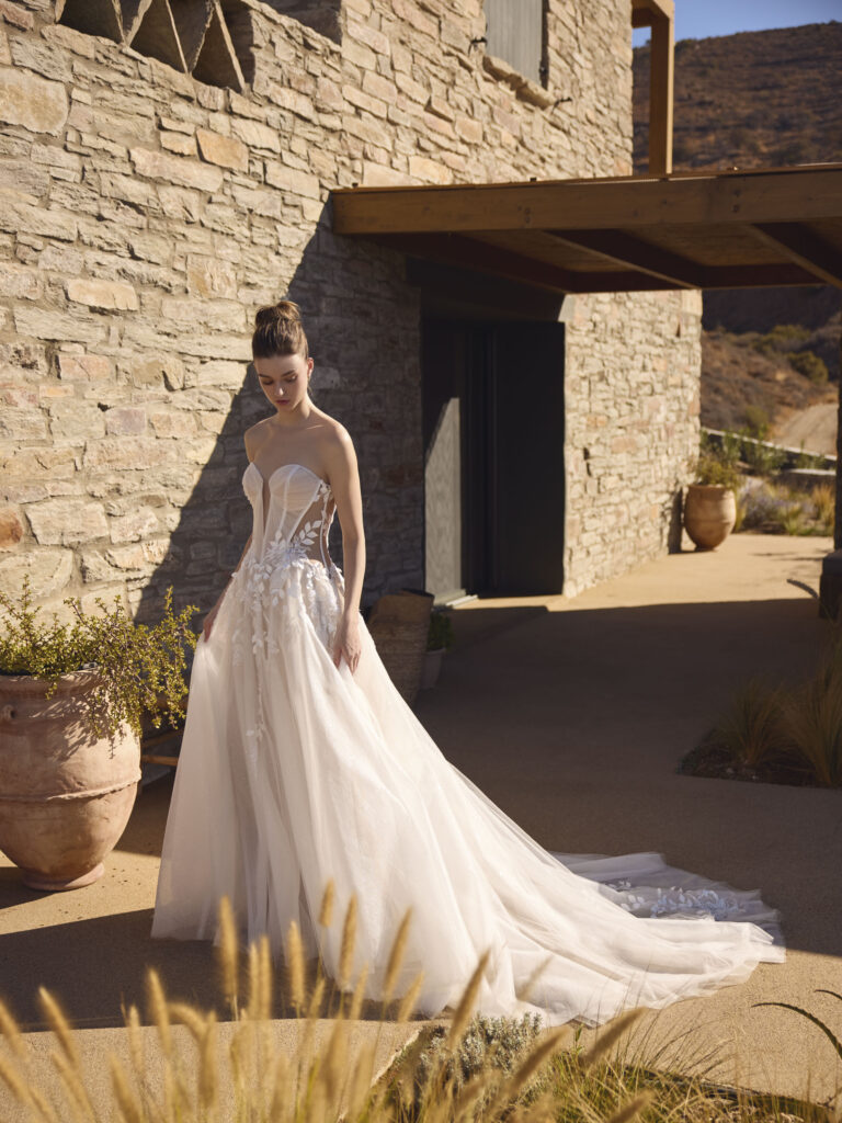 Le Papillon by Modeca Hind Trouwjurk