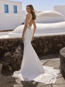 Love by Enzoani Eira Trouwjurk