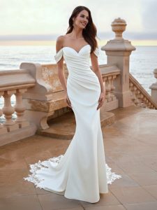 Love by Enzoani Fie Trouwjurk