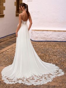 Love by Enzoani Floretta Trouwjurk