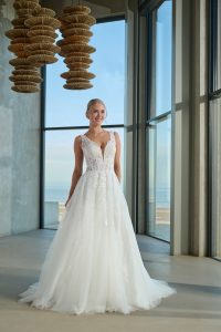 Azuree Bridal February Trouwjurk