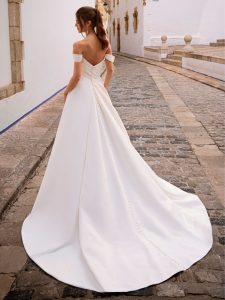 Love by Enzoani Francina Trouwjurk