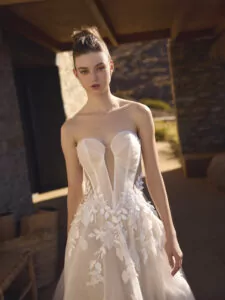 Le Papillon by Modeca Hind Trouwjurk