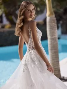 Love by Enzoani Eternity Trouwjurk