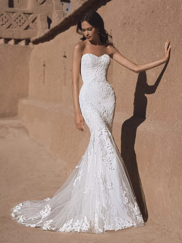 Blue by Enzoani Tatiana Trouwjurk